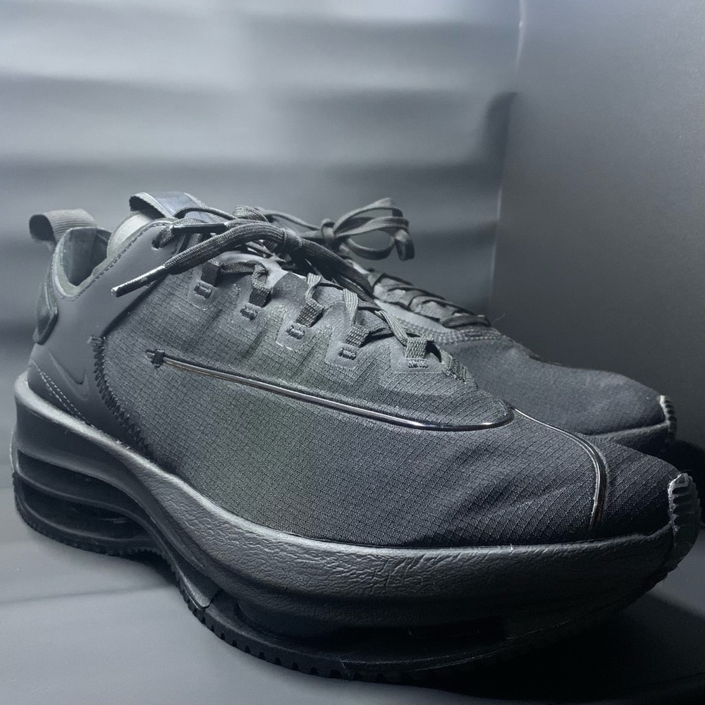 Nike Double Stack triple black